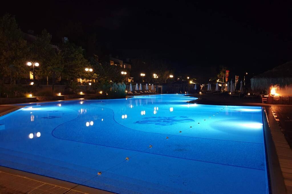 Apartment In The Picturesque Oasis Resort & Spa ロゼネッツ エクステリア 写真