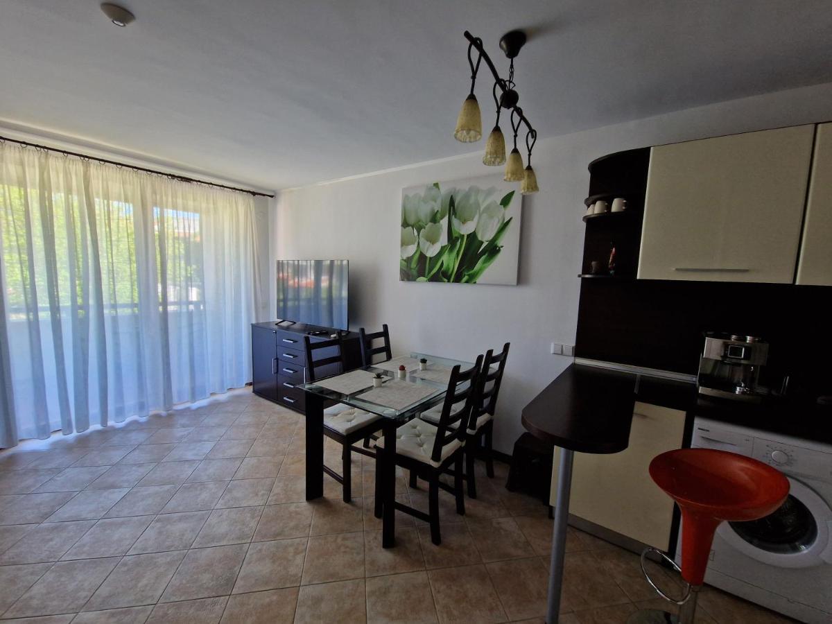 Apartment In The Picturesque Oasis Resort & Spa ロゼネッツ エクステリア 写真