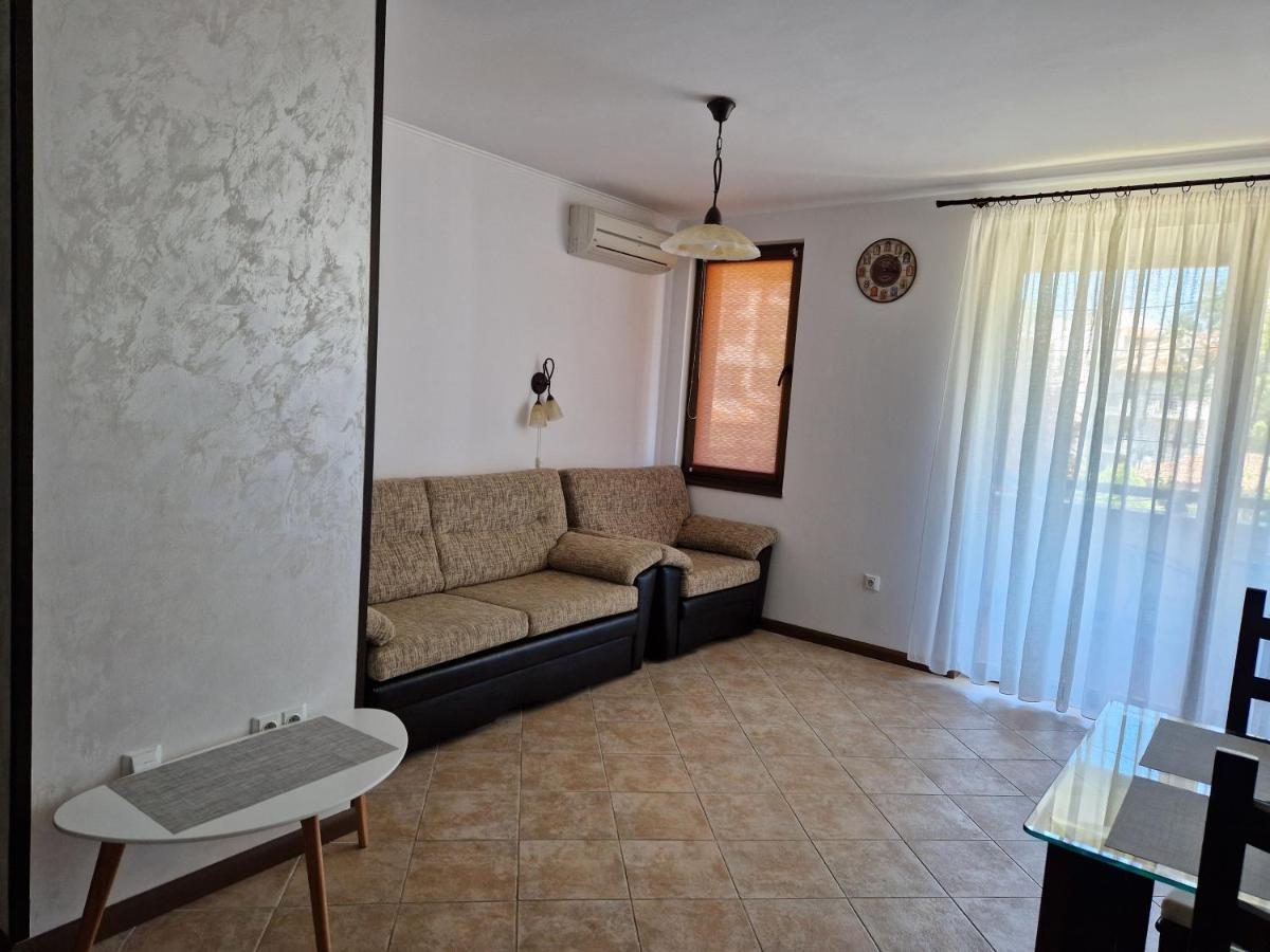 Apartment In The Picturesque Oasis Resort & Spa ロゼネッツ エクステリア 写真